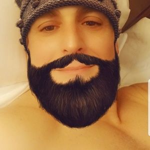 Meet your Posher, Chris